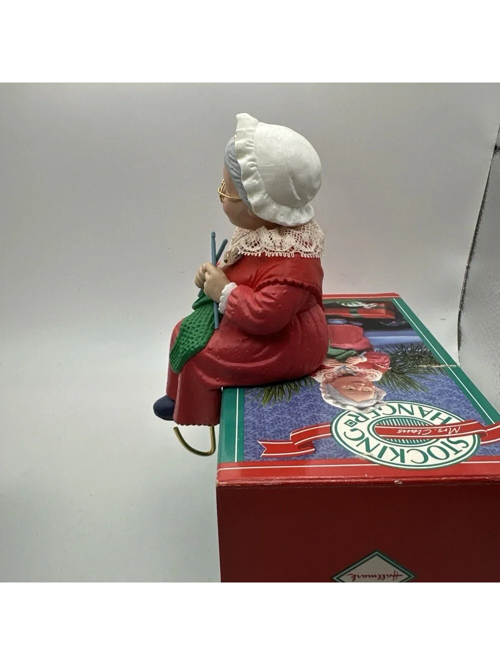 Hallmark Mr and Mrs Santa Claus Christmas Stocking Hangers (2 Lot) 1988
